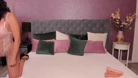 Snapshot of carlareys chatting on October 1, 4:29 am carlareys online show from October 1, 4:29 am