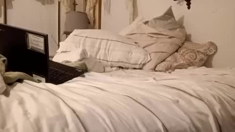 Snapshot of carldhammers chatting on November 9, 11:47 pm carldhammers online show from November 9, 11:47 pm