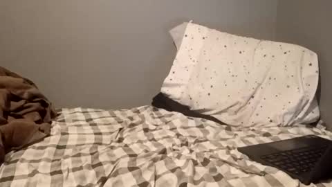 Snapshot of carldhammers chatting on April 2, 7:17 am carldhammers online show from April 2, 7:17 am