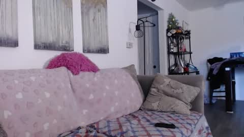 Snapshot of carliecreams chatting on March 5, 3:08 pm Carlie online show from March 5, 3:08 pm
