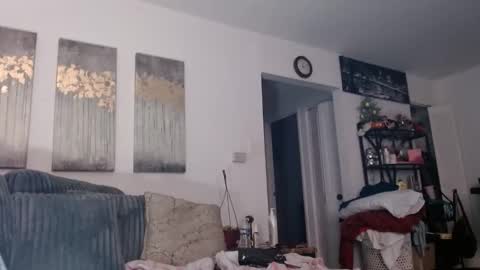 Snapshot of carliecreams chatting on April 19, 12:48 pm Carlie online show from April 19, 12:48 pm
