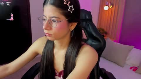 C A R L I N A online show from June 9, 12:39 pm