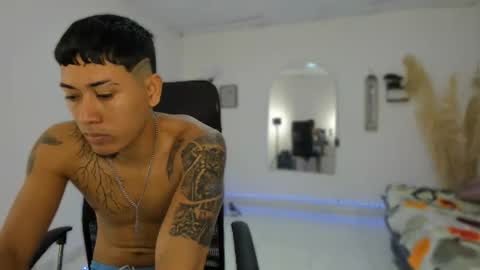 master online show from November 14, 3:33 pm