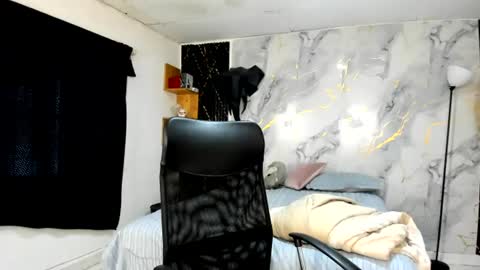 Snapshot of carlitosex09 chatting on July 13, 1:58 pm master online show from July 13, 1:58 pm