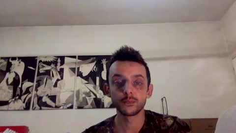 Carlos online show from February 8, 4:25 pm