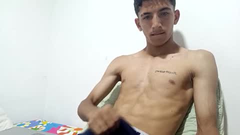 carlos682090 online show from October 20, 8:53 pm