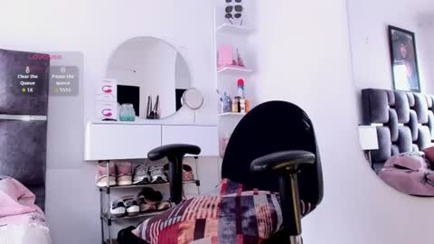 carloshero69 online show from July 18, 8:34 pm