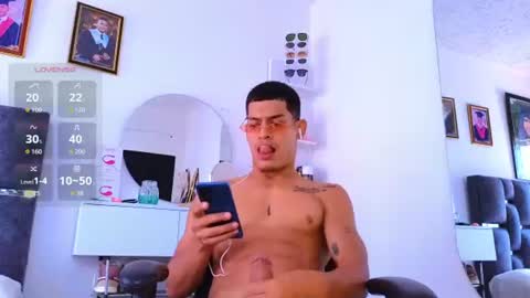 carloshero69 online show from July 31, 4:28 pm