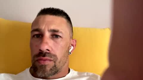 carlosrm440882 online show from May 25, 2:34 pm
