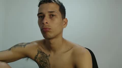 carlossmi01 online show from March 6, 2:40 pm