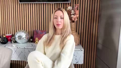 Snapshot of carlosyagoudaef chatting on February 16, 9:05 am Aurora online show from February 16, 9:05 am