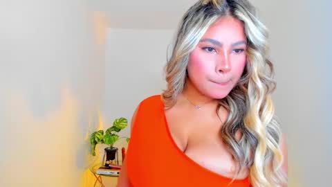 Andrea online show from December 31, 12:46 pm
