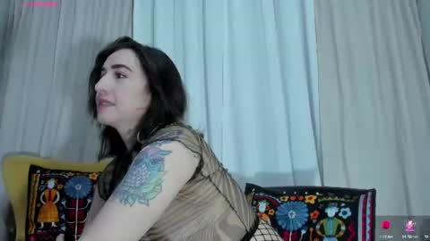 carly grasso  online show from June 13, 8:34 am