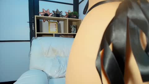 Snapshot of carlyjenson chatting on December 29, 12:09 am Carly online show from December 29, 12:09 am