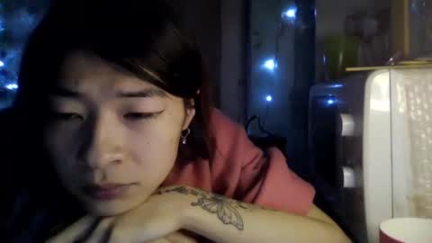 CarlyJoy online show from January 2, 1:40 pm