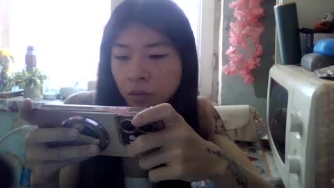 CarlyJoy online show from May 27, 11:40 am