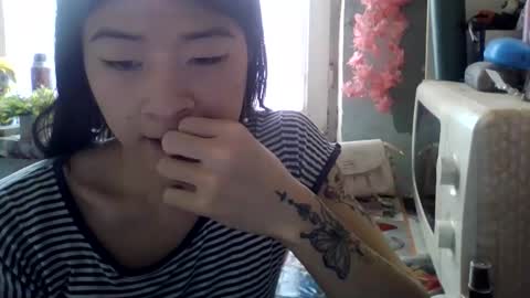 CarlyJoy online show from May 31, 12:23 pm