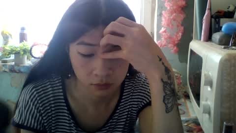 CarlyJoy online show from June 1, 6:15 am