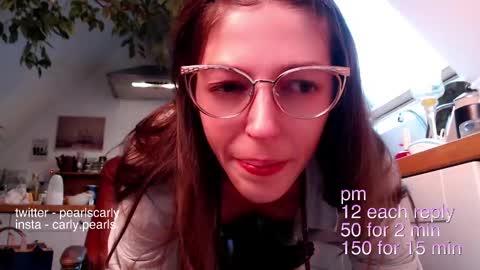 Carly Pearls online show from January 5, 2:52 pm