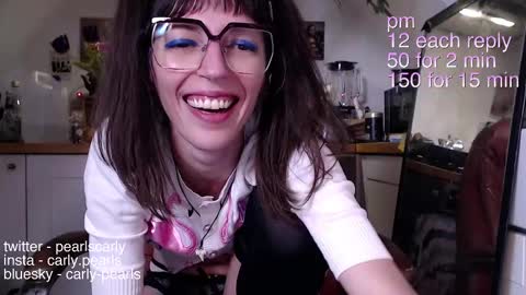 Carly Pearls online show from February 25, 6:09 pm