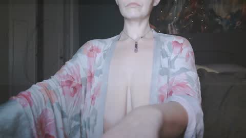 Carly Smiles online show from December 27, 12:39 am