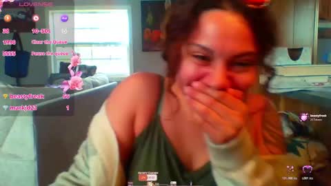 Snapshot of carmen_fett chatting on December 17, 6:25 pm Carmen online show from December 17, 6:25 pm