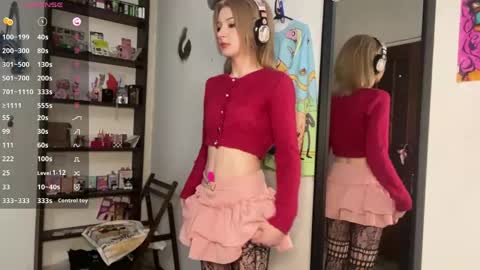 Elina online show from June 4, 9:54 pm