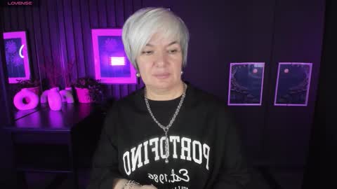 Snapshot of carmensoft chatting on November 7, 8:31 pm Carmen online show from November 7, 8:31 pm