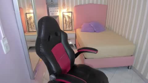 CARMILA online show from March 5, 7:21 pm