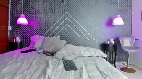 carnal_movements online show from February 3, 6:22 am