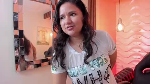 Snapshot of caro_sexyhot chatting on October 3, 1:57 am carolina online show from October 3, 1:57 am