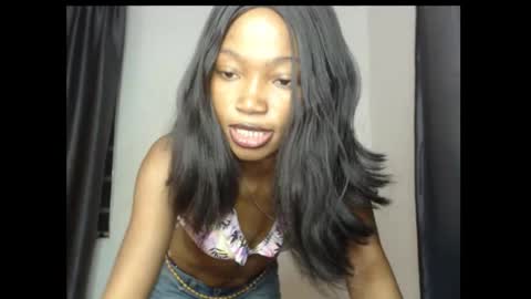 caroline online show from March 15, 4:18 am