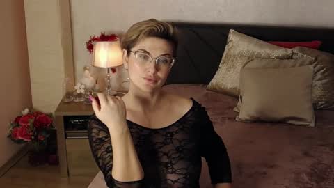 CaroJhones online show from January 26, 1:58 pm