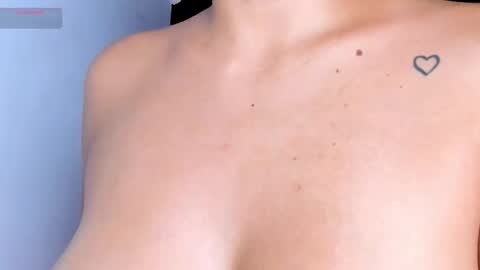 Snapshot of carol100597 chatting on March 21, 3:00 am karol online show from March 21, 3:00 am