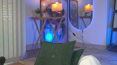 carol online show from December 19, 7:07 pm