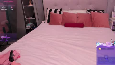 carol_may_ online show from January 26, 5:13 am