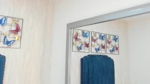 carolaine_adams online show from June 13, 11:35 pm