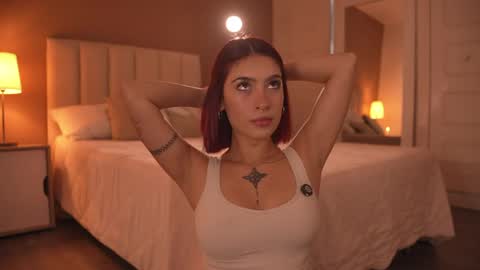 Snapshot of carolart chatting on April 10, 10:36 pm carolart online show from April 10, 10:36 pm