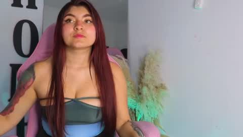 Snapshot of carolay759687 chatting on October 5, 4:33 am carolay759687 online show from October 5, 4:33 am