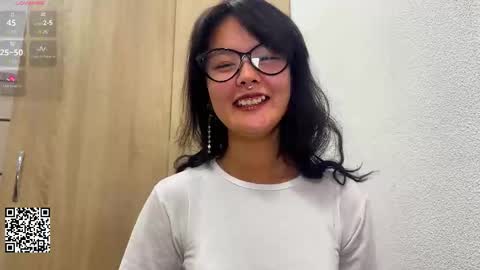 Snapshot of carolfreer chatting on November 28, 1:03 pm Kim online show from November 28, 1:03 pm