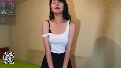 Snapshot of carolfreer chatting on December 4, 11:08 am Kim online show from December 4, 11:08 am