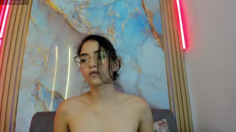 CAROLINA  online show from April 1, 11:46 pm