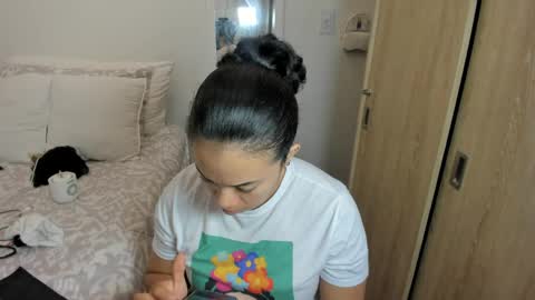 Snapshot of carolina_gaita chatting on June 5, 4:24 pm carolina_gaita online show from June 5, 4:24 pm
