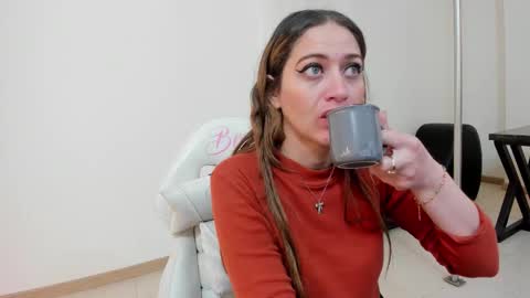 Carolina online show from November 10, 12:15 pm