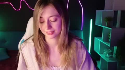 Carolina online show from December 13, 1:15 am