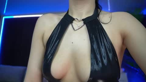 Mellany online show from May 22, 5:03 am