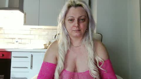 carolinasmith_xx online show from July 20, 11:18 pm