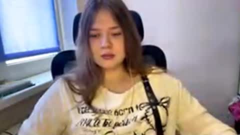 Snapshot of carolindueno chatting on March 14, 8:31 am carolindueno online show from March 14, 8:31 am