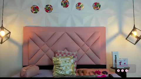 caroline daring online show from June 15, 12:07 pm