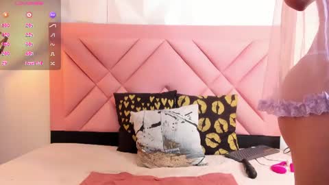 Snapshot of caroline_daring chatting on July 18, 12:09 pm caroline daring online show from July 18, 12:09 pm
